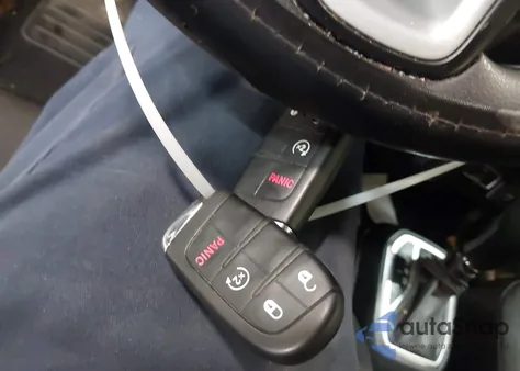 2018 Jeep Renegade Sport 4X4 z USA, uszkodzony, nr VIN ZACCJBABXJPJ54777